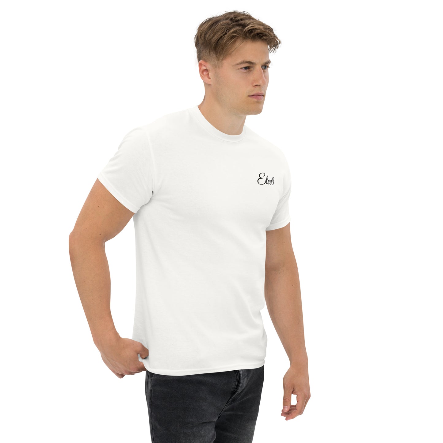 Elev8 T-shirt verkrijgbaar in 2 kleuren!